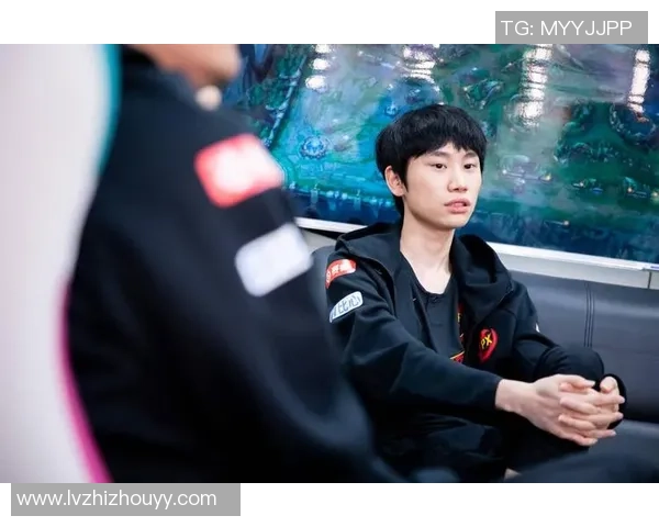 FPX在精英赛中的团队配合分析与表现评估